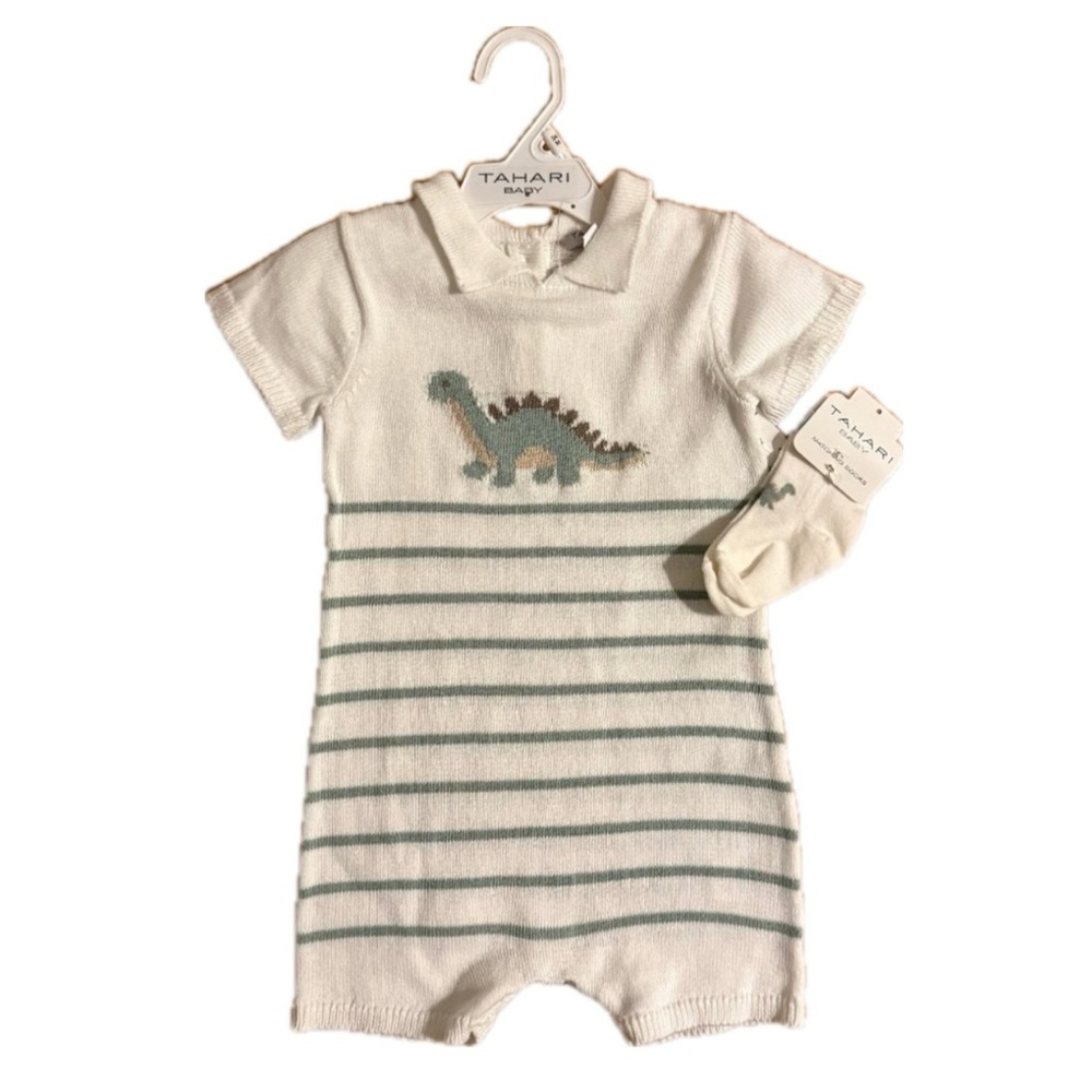 Tahari Baby Boy 1 Piece Dinosaur Sweater Outfit W/Matching Socks